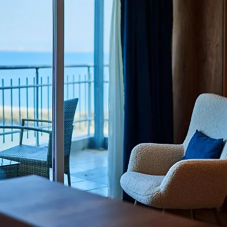 Regata 3* بوموري