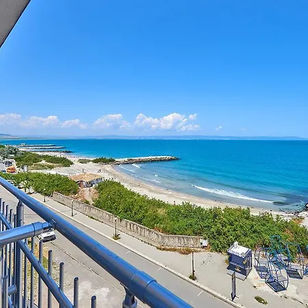 酒店 Family Regata 帕莫瑞